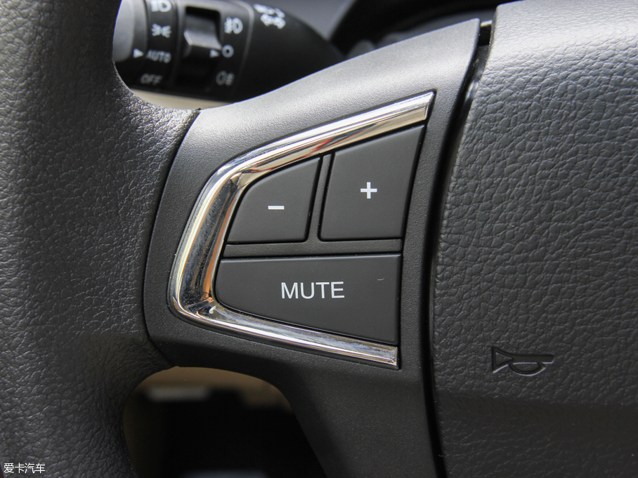 2016̩Z300 1.5L քF