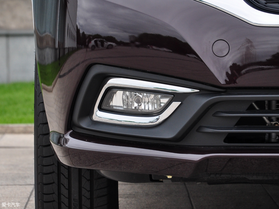 2016�̩Z300 1.5L �քӺ��A��