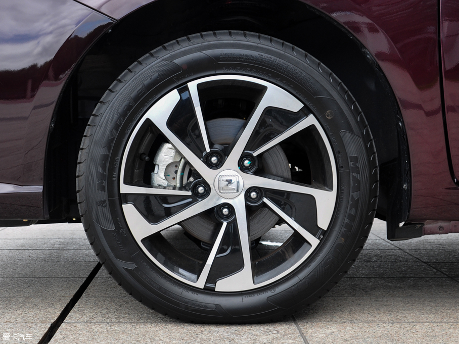 2016̩Z300 1.5L քӺA