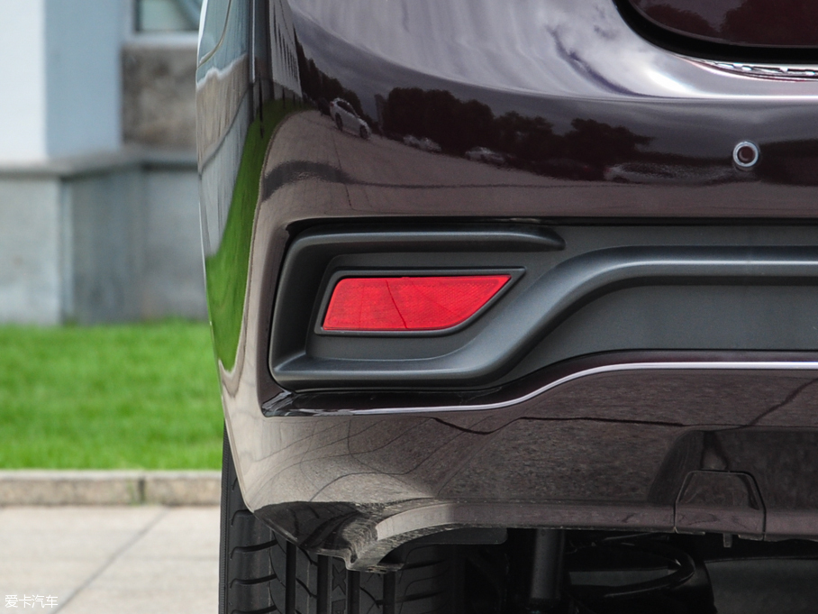 2016�̩Z300 1.5L �քӺ��A��