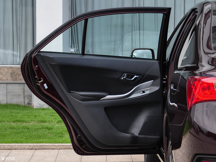 2016̩Z300 1.5L քӺA