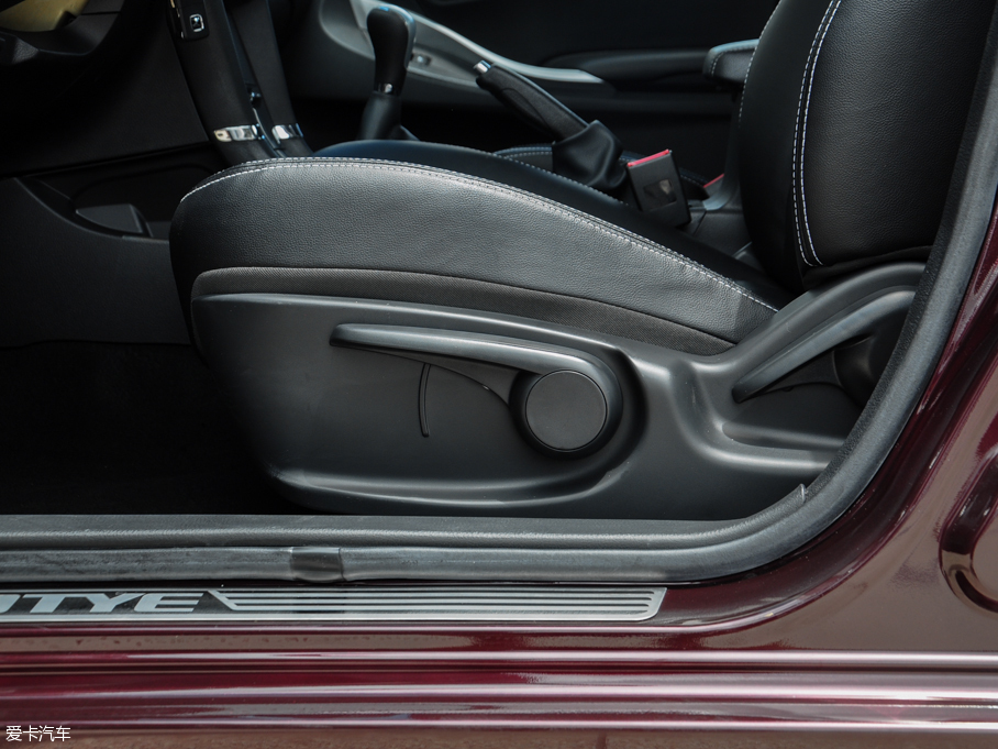 2016̩Z300 1.5L քӺA