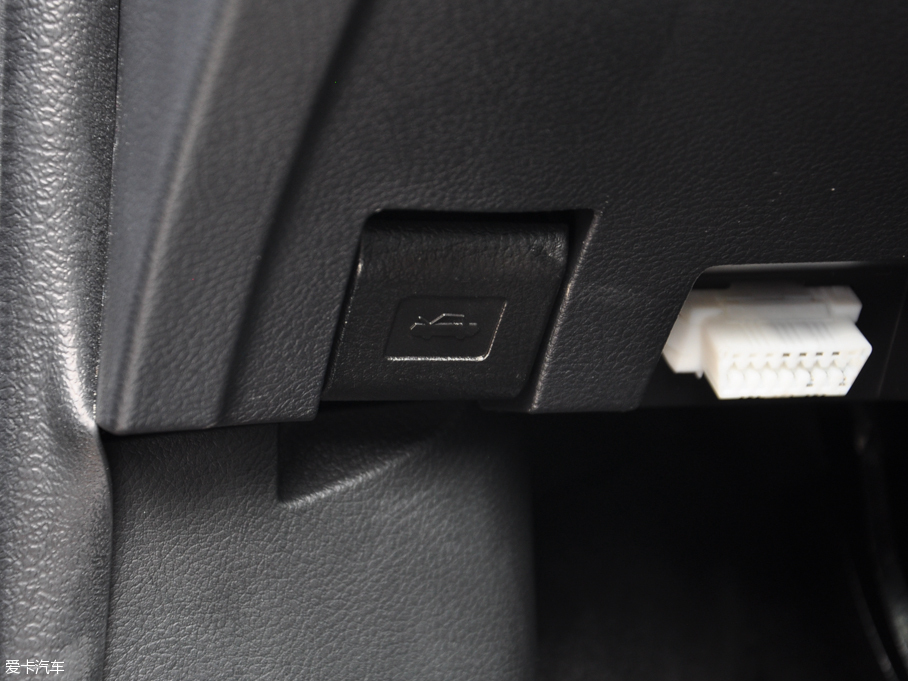 2016̩Z300 1.5L քӺA