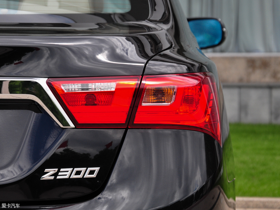 2016�̩Z300 1.5L �ք����F��