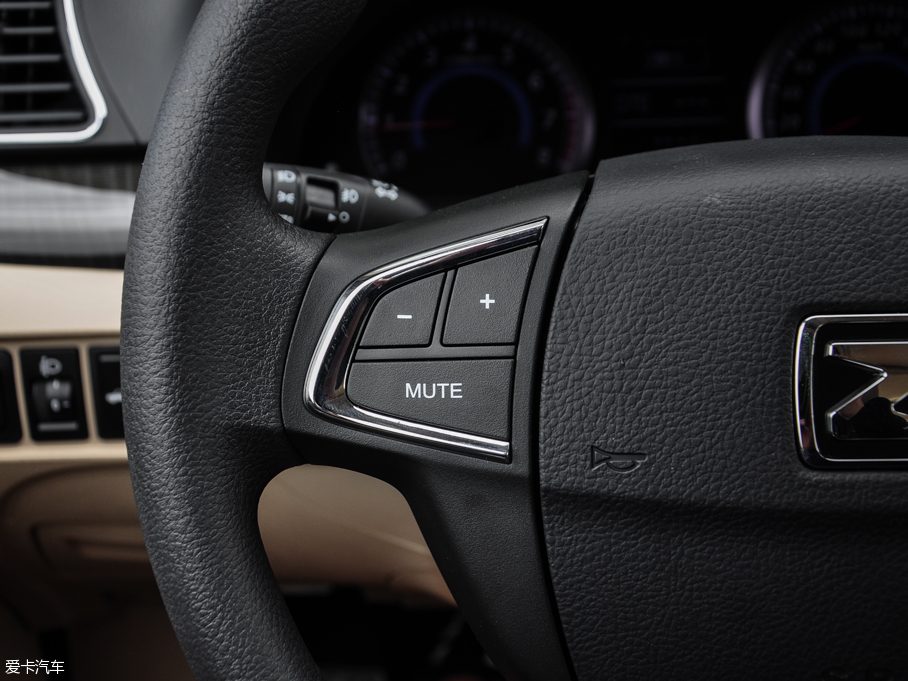 2016̩Z300 1.5L քF