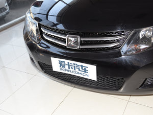 2016款1.5L 手动感恩版 棕内+天窗 中网