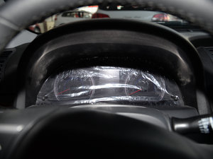 2016款1.5L 手动感恩版 棕内+天窗 仪表
