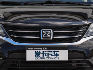 2016款1.5L 手动精英型 中网