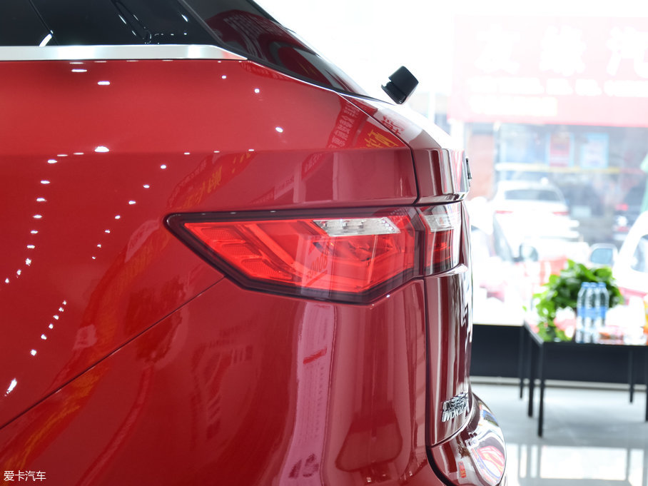 2017̩T700 1.8T px