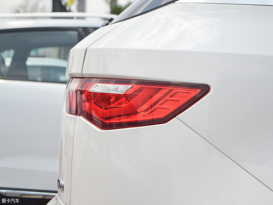 2017̩T700 1.8T pxF