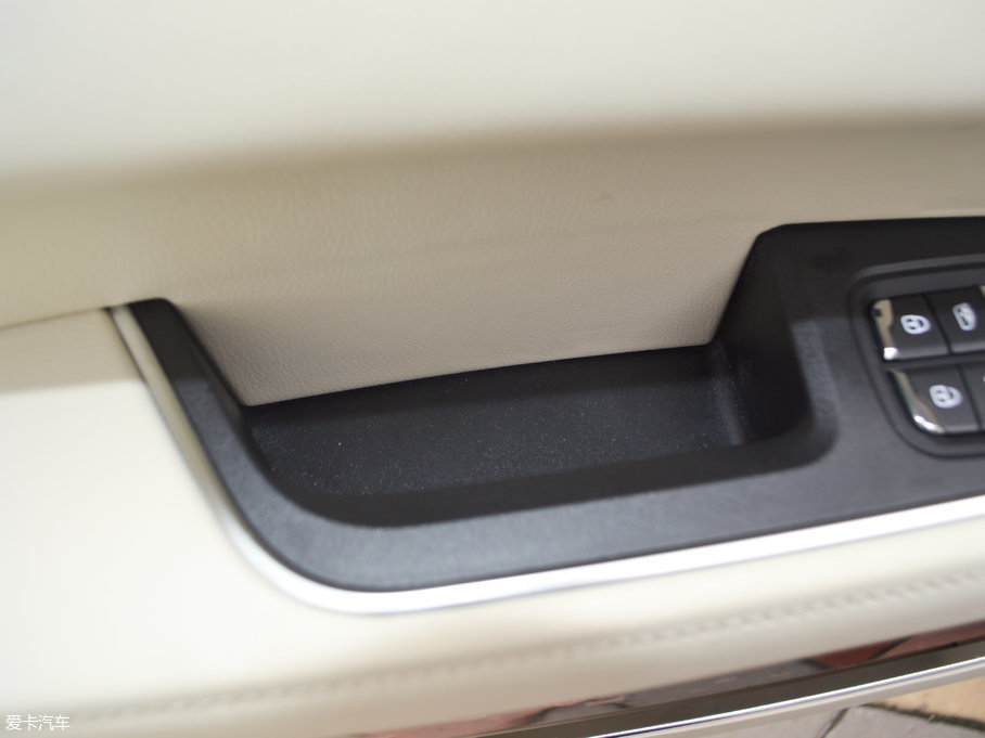 2017̩T700 1.8T pxF