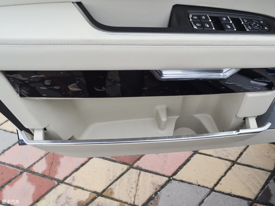 2017̩T700 1.8T pxF