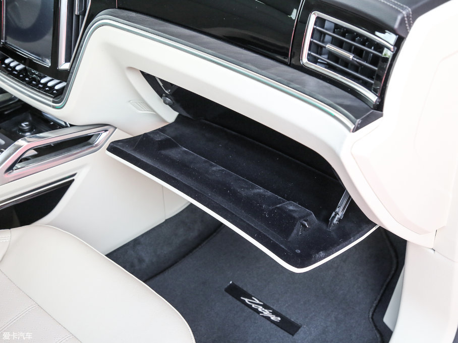 2017̩T700 1.8T pxF