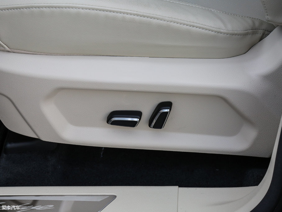 2017̩T700 1.8T px