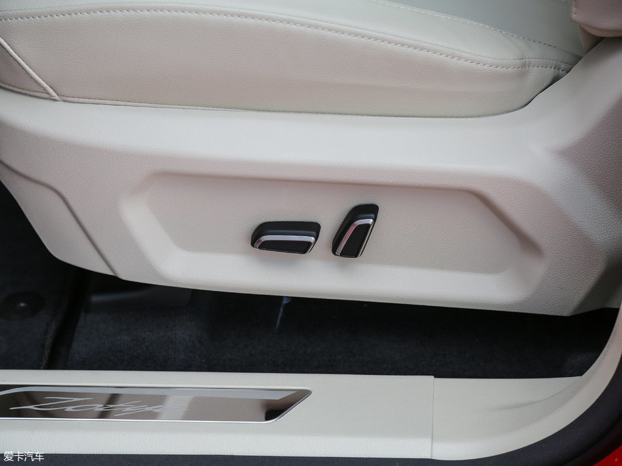 2017̩T700 1.8T px