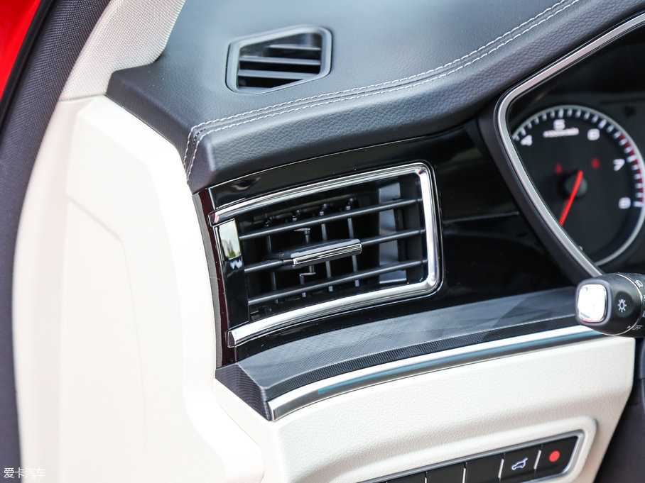 2017̩T700 1.8T px