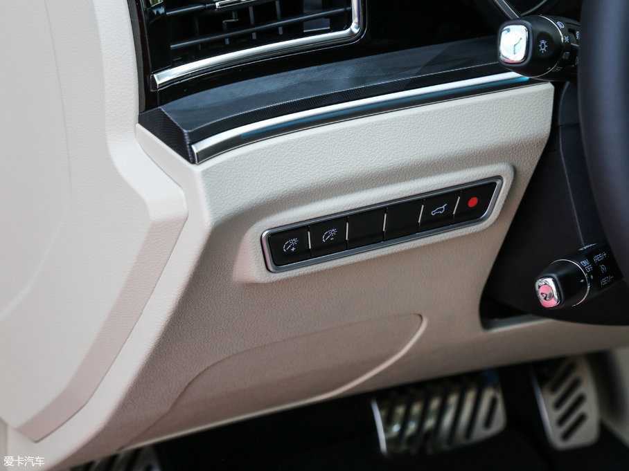 2017̩T700 1.8T px