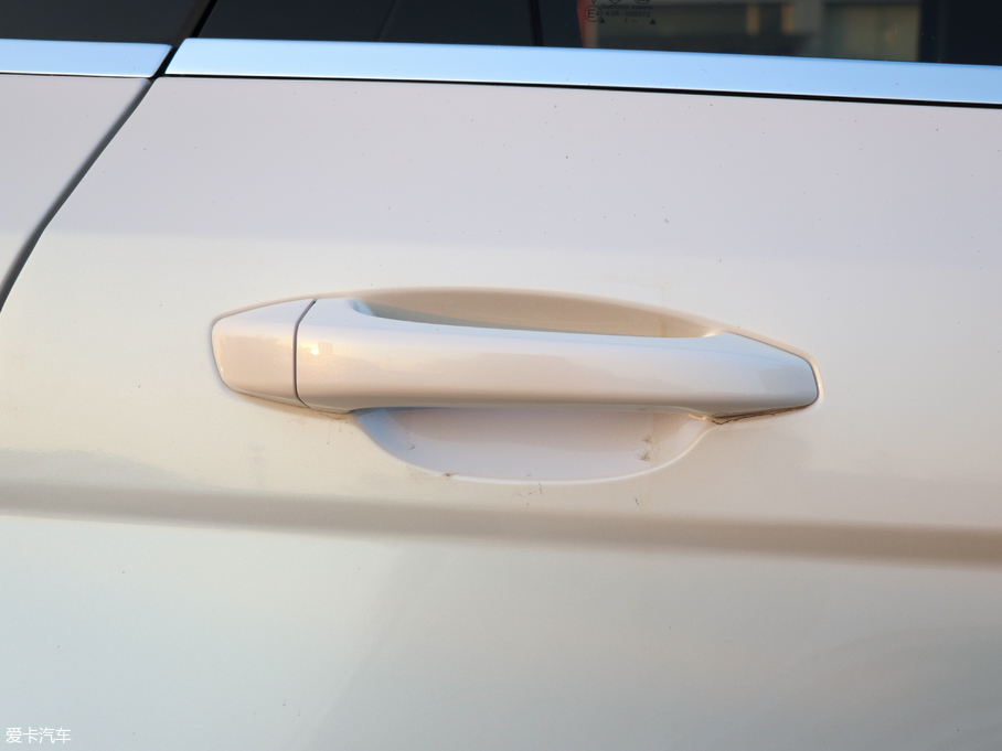 2017̩T700 2.0T ԄF