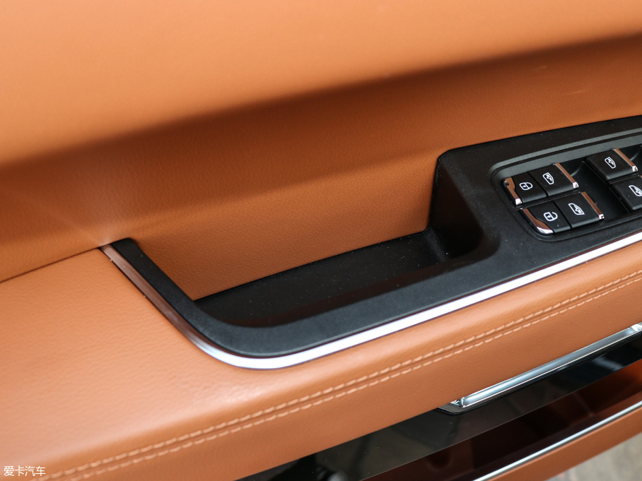 2017̩T700 2.0T ԄF