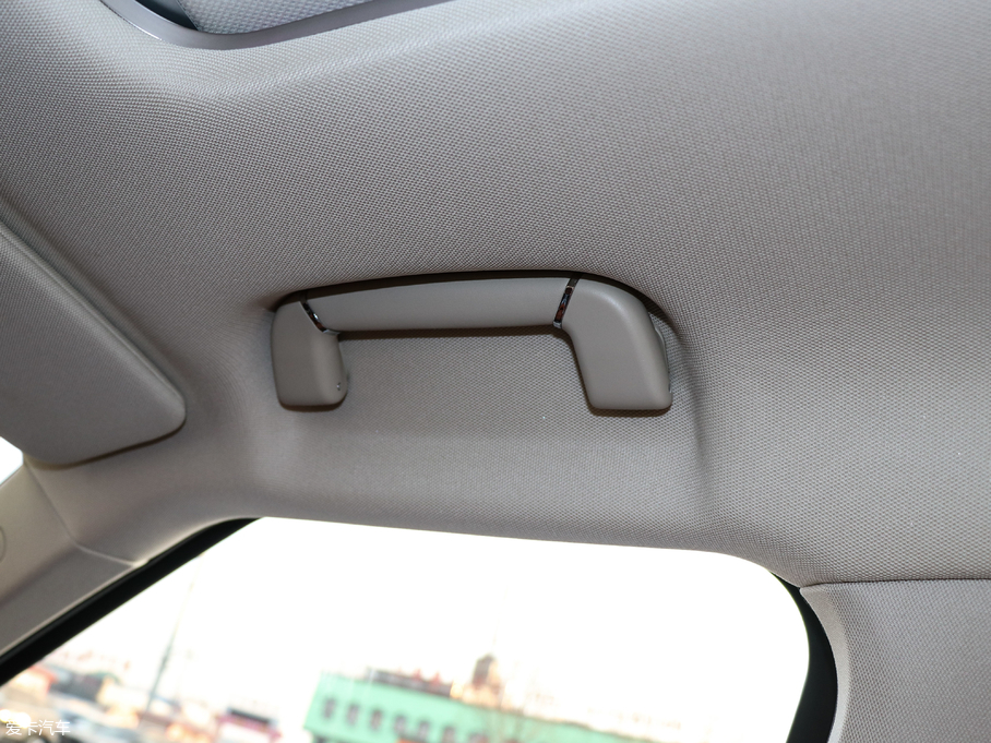 2017̩T700 2.0T ԄF