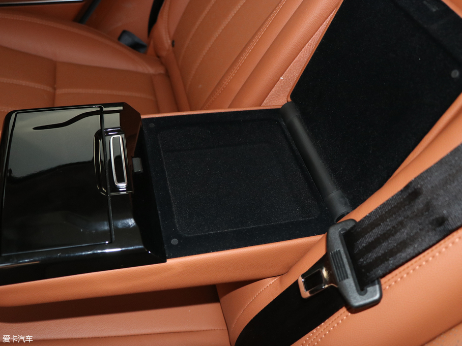 2017̩T700 2.0T ԄF