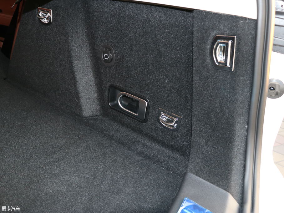 2017̩T700 2.0T ԄF