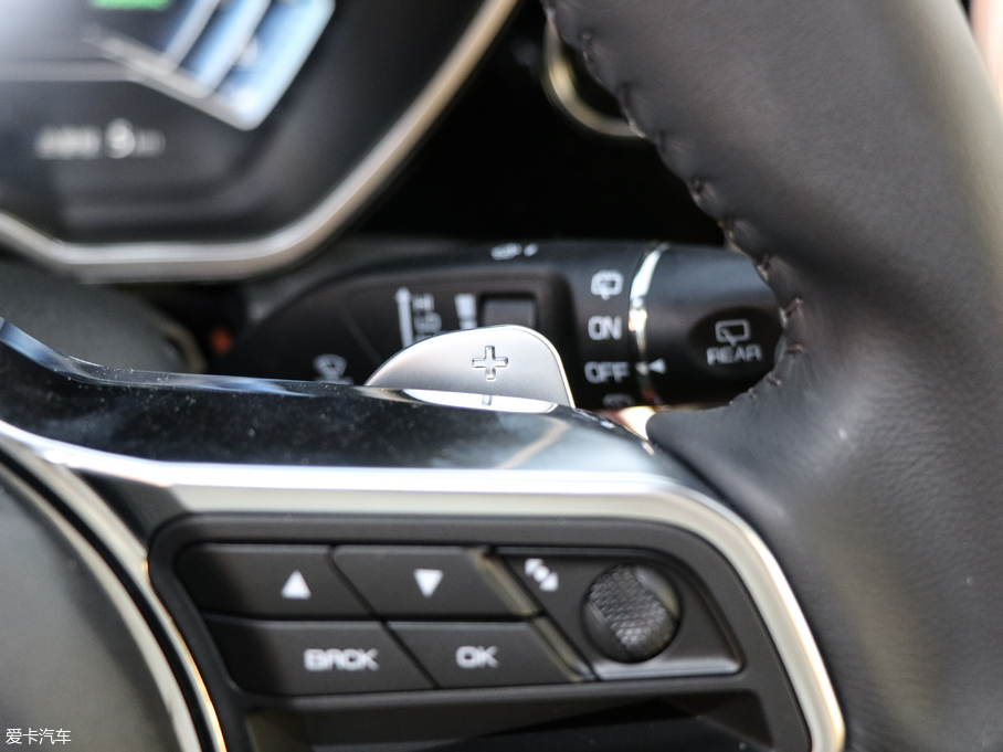 2017̩T700 2.0T ԄF