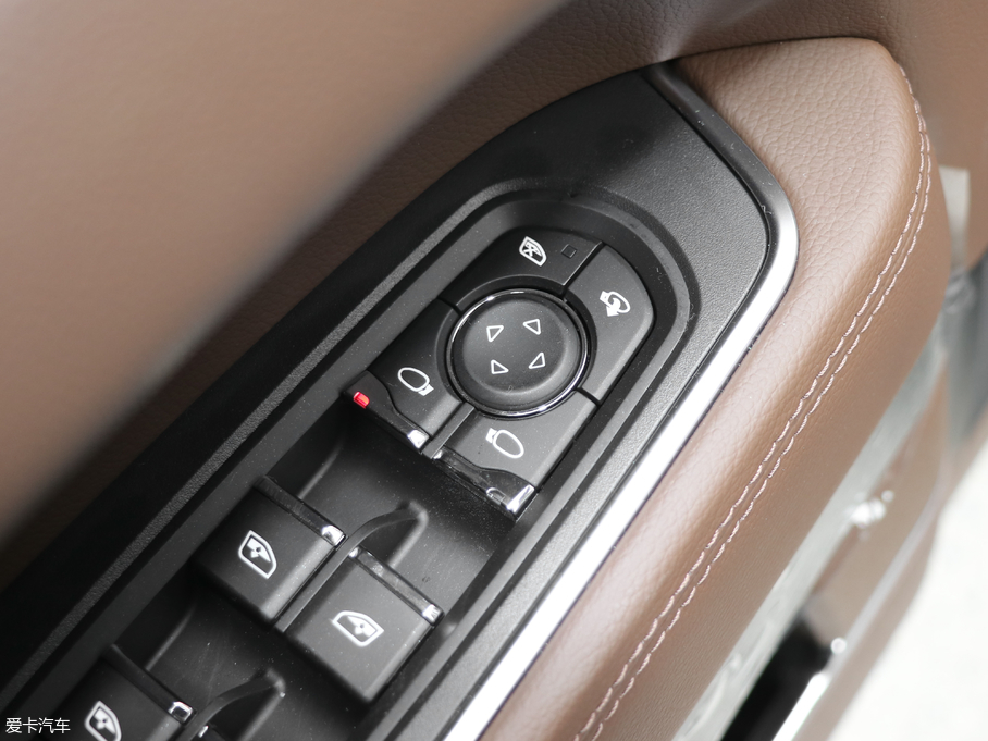 2017̩T700 Rq 1.8T Ԅ(dng)