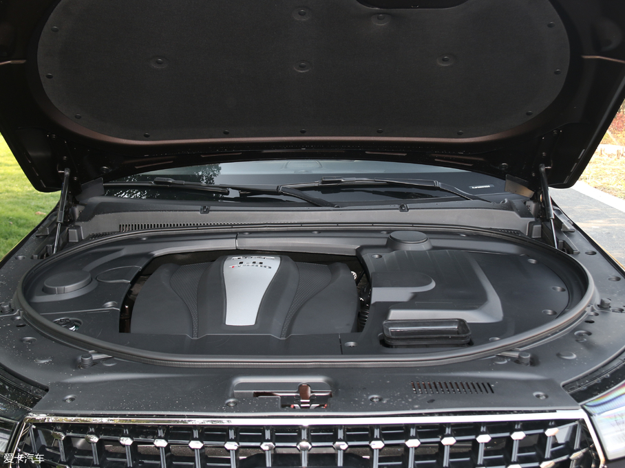 2017�̩T700 �R�q�� 1.8T �Ԅ����F��