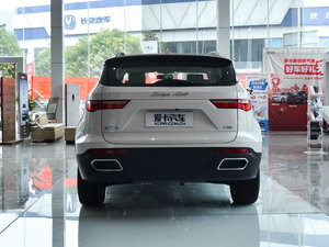 2017款1.8T 双离合尊享型 正后	