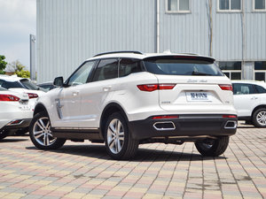 2017款1.8T 双离合尊贵型 左后45度