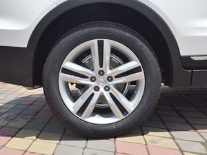 2017款1.8T 双离合尊贵型 轮圈