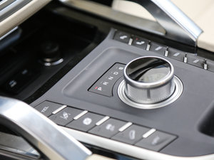 2017款1.8T 双离合旗舰型 换挡杆