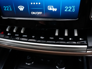 2017Rq 1.8T ԄF п؅^(q)