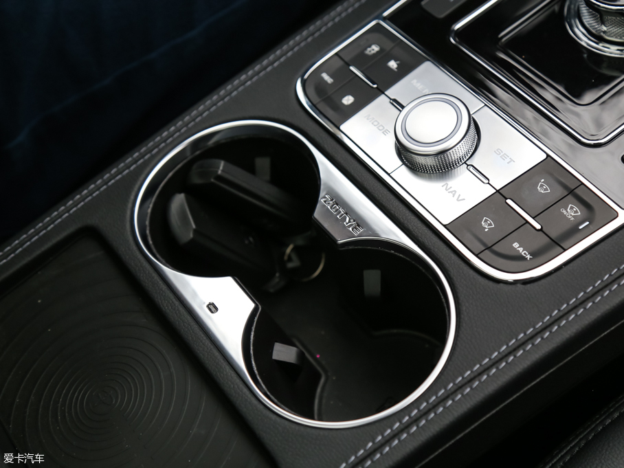 2016�̩T600 �\�Ӱ� 1.5T �քӺ��A��