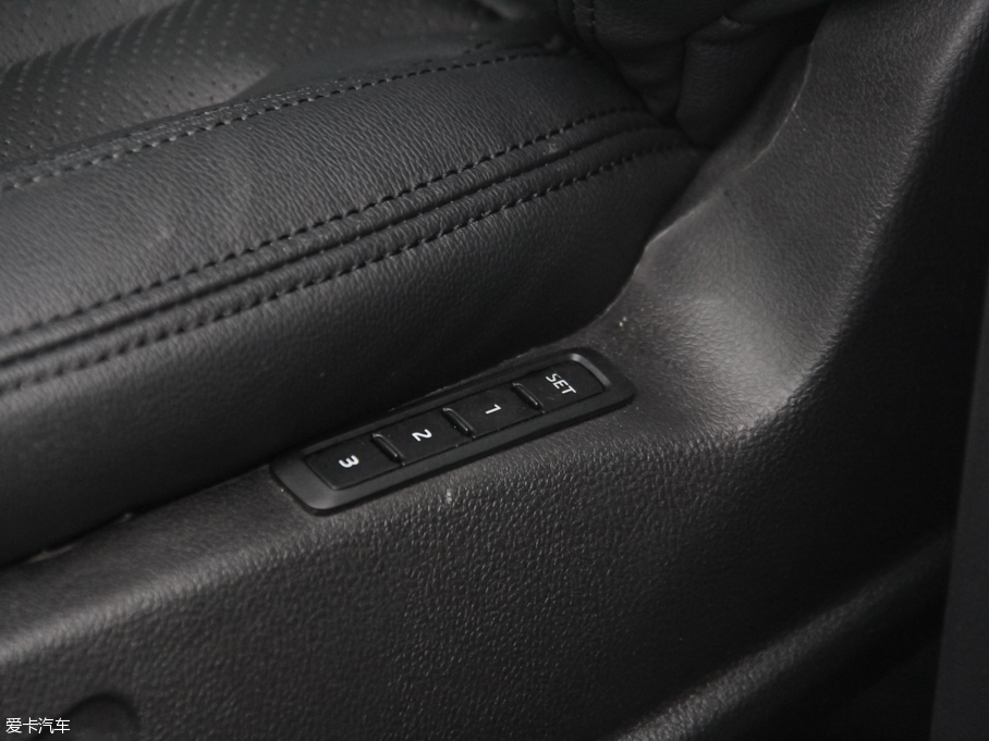 2016�̩T600 �\�Ӱ� 1.5T �քӺ��A��