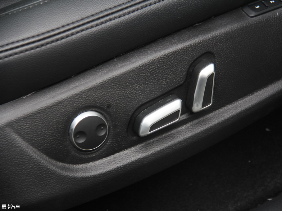 2016�̩T600 �\�Ӱ� 1.5T �քӺ��A��