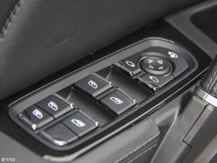 2016�̩T600 �\�Ӱ� 1.5T �քӺ��A��