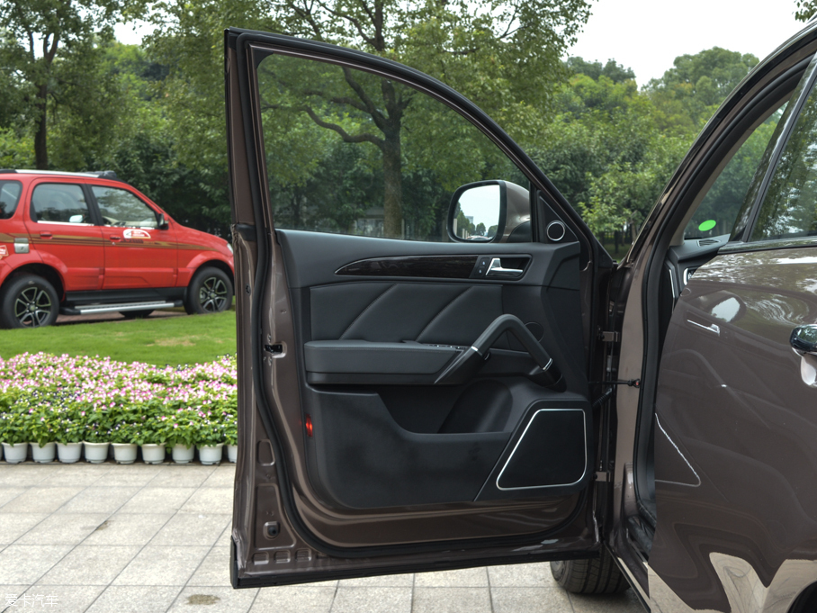 2016̩T600 \Ӱ 2.0T քF