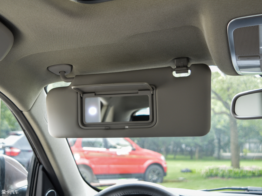 2016̩T600 \Ӱ 2.0T քF