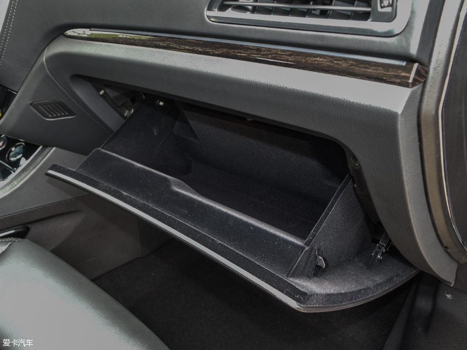 2016̩T600 \Ӱ 2.0T քF