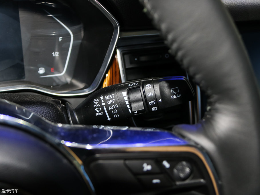 2017�̩SR9 ԇ�b܇