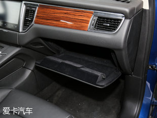 眾泰汽車2017款眾泰SR9