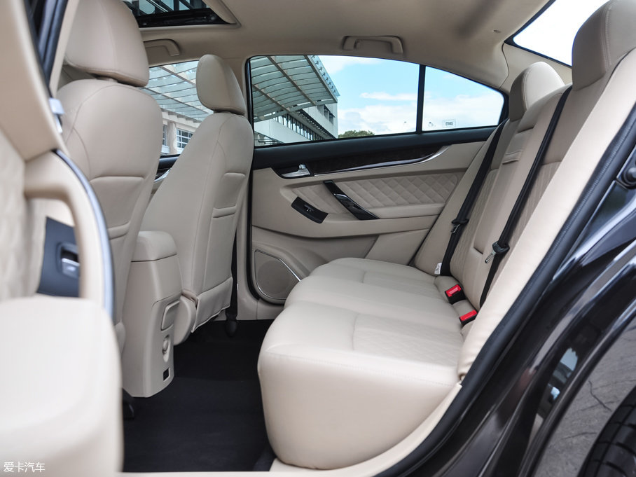 2016̩Z500 1.5T CVTA