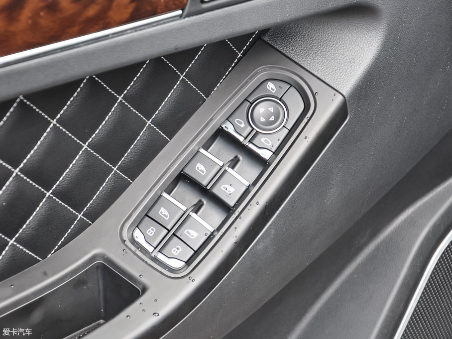 2016�̩Z500 1.5T �քӾ�Ӣ��