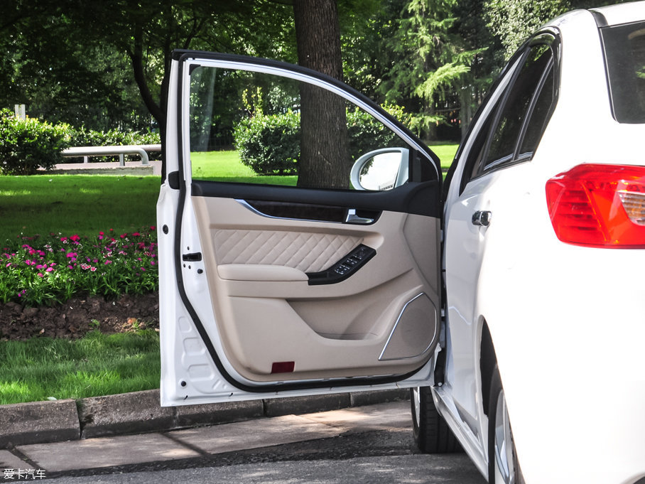 2016̩Z500 1.5T քF