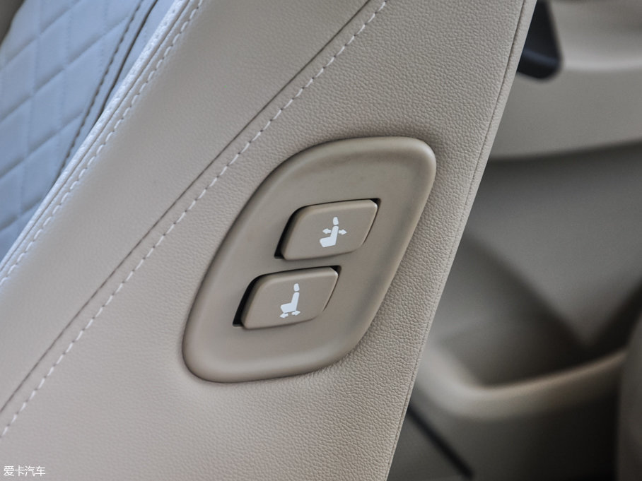 2016̩Z500 1.5T քF