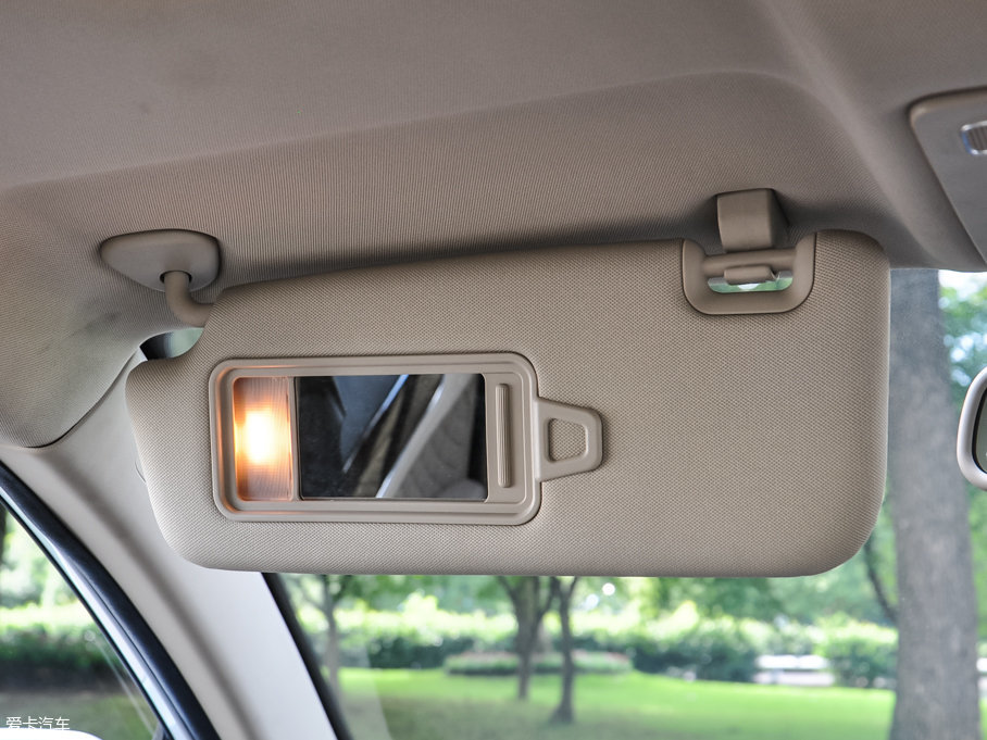 2016̩Z500 1.5T քF