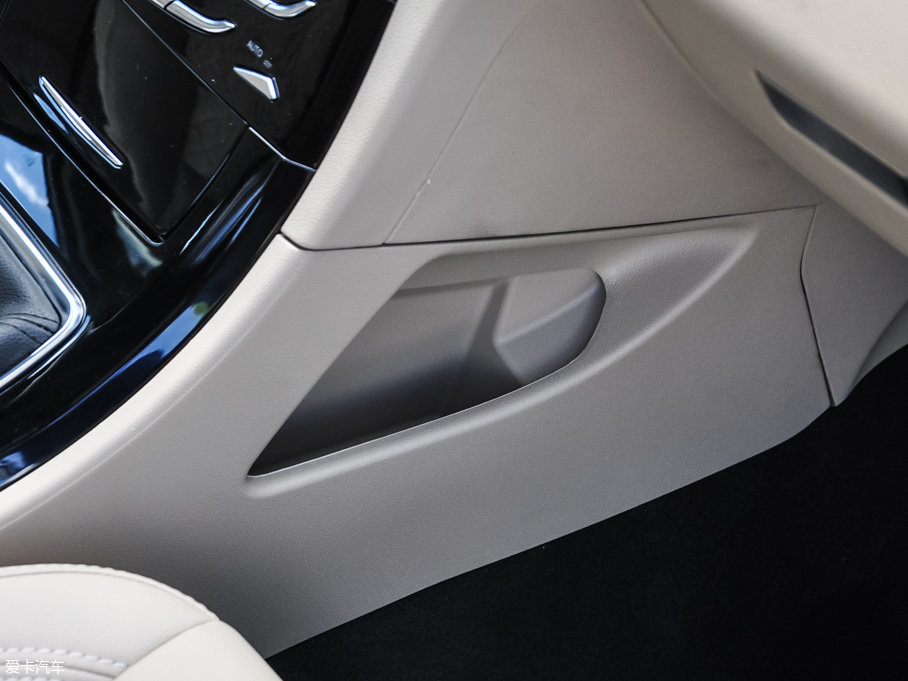 2016̩Z500 1.5T քF