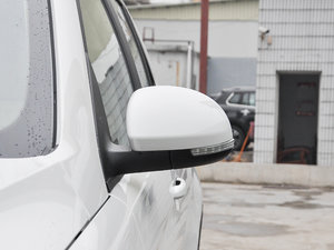 2017款超值版 1.6L 手动舒适型 后视镜